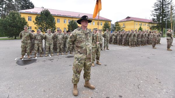 Американские военнослужащие во время ротации подразделений по подготовке военнослужащих Украины