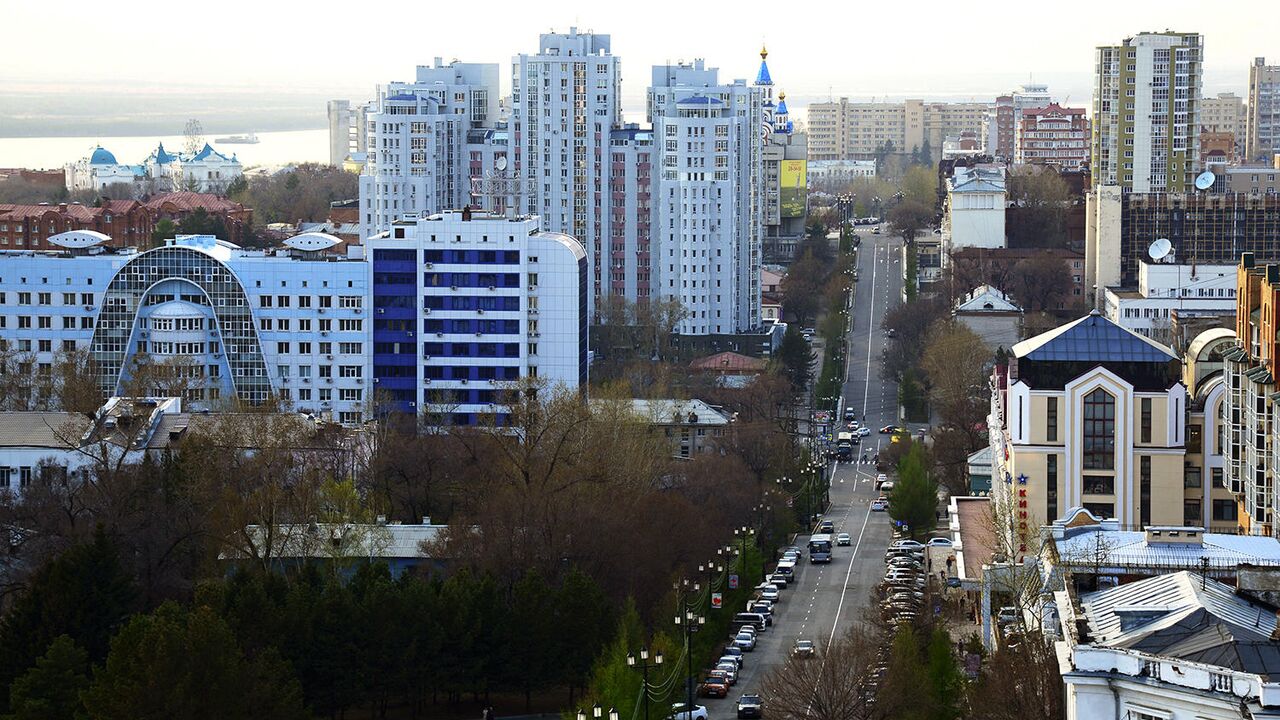 Хабаровск станет миллионником раньше Владивостока, заявил Дегтярев - РИА  Новости, 09.09.2022