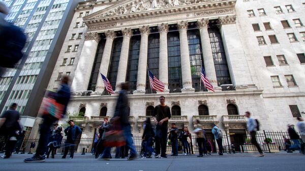 Нью-Йоркская фондовая биржа, расположенная на Уолл-стрит