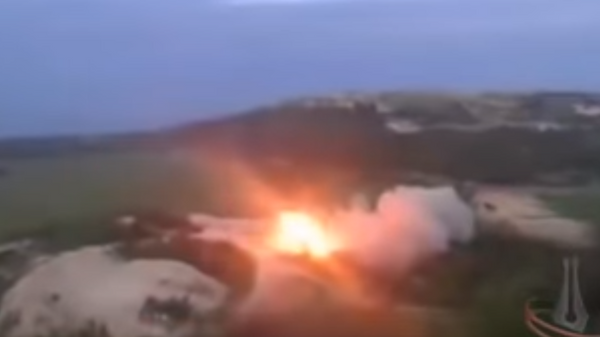 В Сети появилось видео удара сирийского ракетного монстра по позициям боевиков