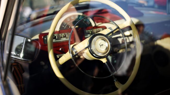 Интерьер автомобиля ГАЗ-21 Волга