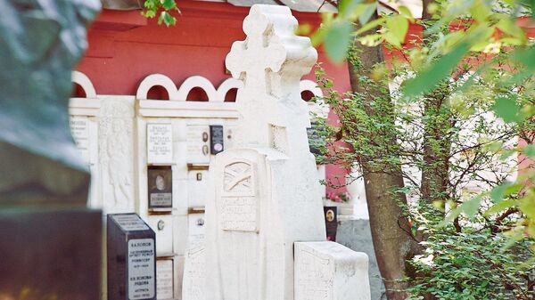 Мемориалы на Новодевичьем кладбище