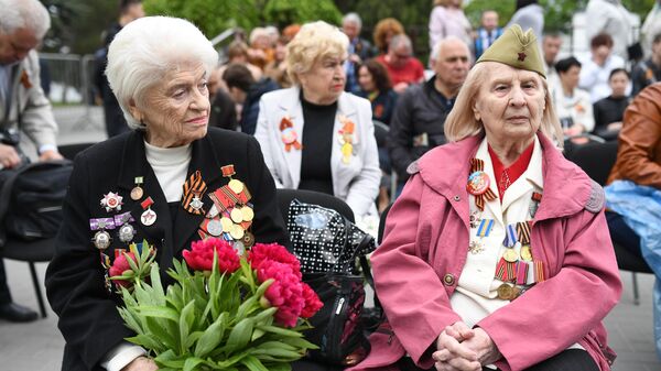 Ветераны Великой Отечественной войны перед началом празднования Дня Победы в Севастополе