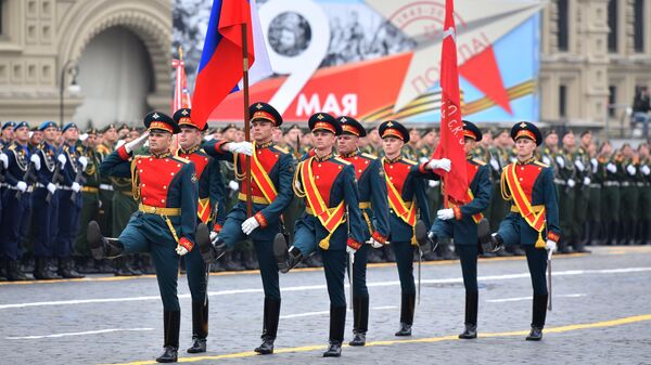 Знаменная группа на военном параде на Красной площади, посвящённом 74-й годовщине Победы в Великой Отечественной войне
