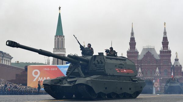 Самоходная артиллерийская установка (САУ) Мста-С на военном параде на Красной площади, посвящённом 74-й годовщине Победы в Великой Отечественной войне