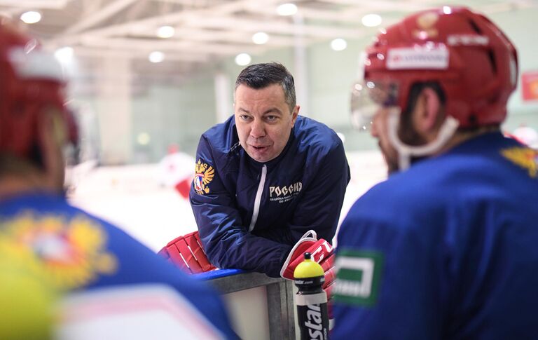 Главный тренер сборной России по хоккею Илья Воробьев Главный тренер сборной России по хоккею Илья Воробьев