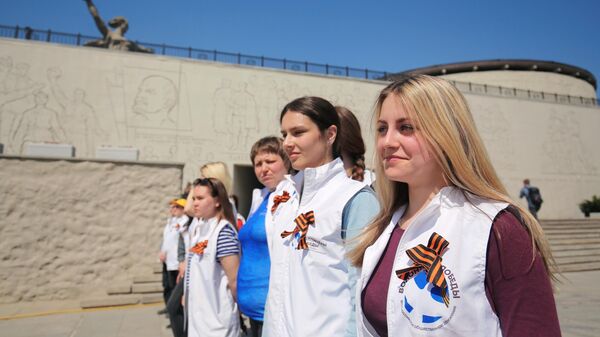 Волонтеры победы в Волгограде на Мамаевом Кургане