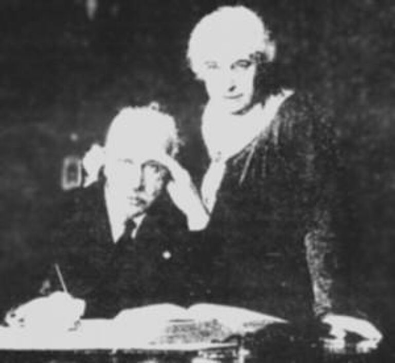 Супруги Красновы в Бад-Наухайме, 1930-е годы Супруги Красновы в Бад-Наухайме, 1930-е годы