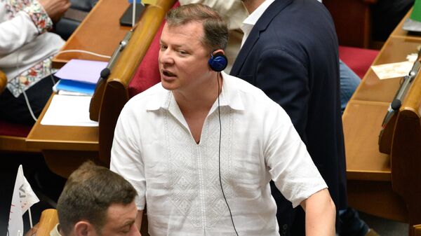 Лидер Радикальной партии Олег Ляшко на заседании Верховной рады Украины в Киеве