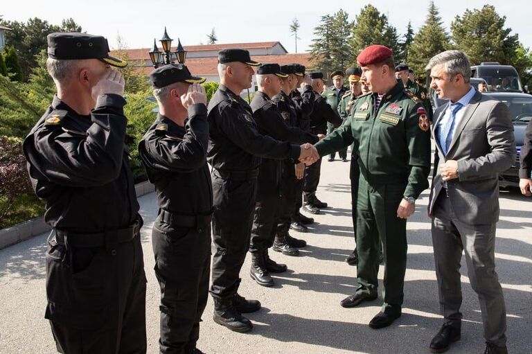 Глава Росгвардии Виктор Золотов во время визита в Турцию
