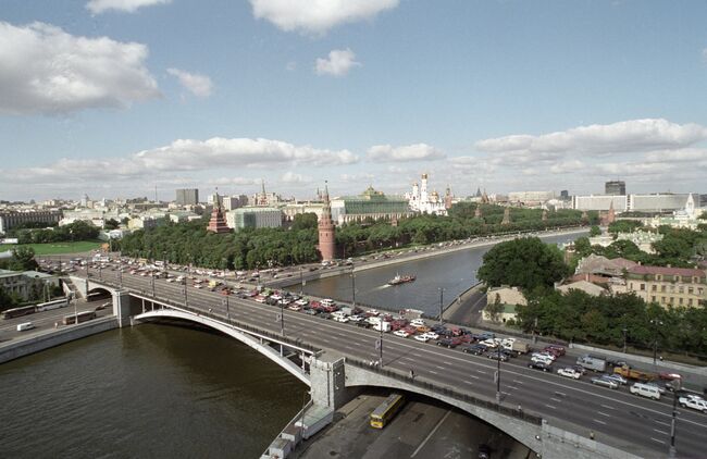 Вид на Кремль и центр Москвы. Архив