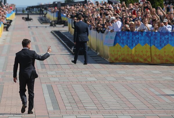 Президент Украины Владимир Зеленский после церемонии инаугурации в Верховной Раде в Киеве Президент Украины Владимир Зеленский после церемонии инаугурации в Верховной Раде в Киеве