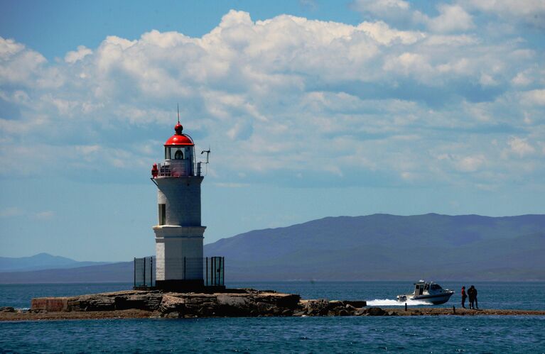 Один из старейших маяков на Дальнем Востоке России Токаревский маяк во Владивостоке Один из старейших маяков на Дальнем Востоке России Токаревский маяк во Владивостоке