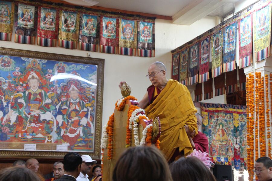 Далай-лама на ежегодных учениях для российских буддистов в Дхарамсале
