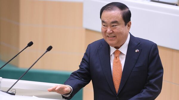 Глава Национального собрания Южной Кореи Мун Хи Сан выступает на заседании Совета Федерации РФ. 29 мая 2019