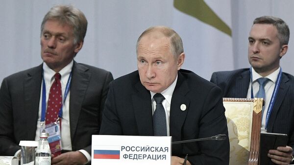 Президент РФ Владимир Путин во время заседания Высшего Евразийского экономического совета