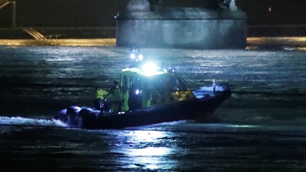 Спасательные службы в районе крушения катера в Будапеште