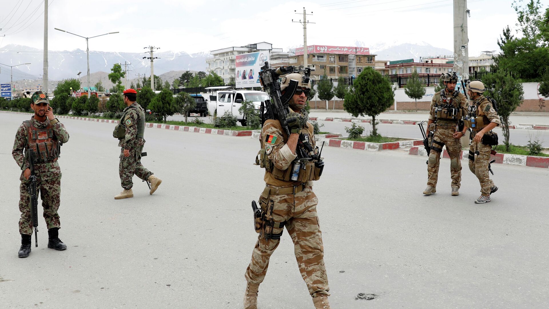 Афганские военнослужащие на месте взрыва в Кабуле. 30 мая 2019 - РИА Новости, 1920, 20.12.2020