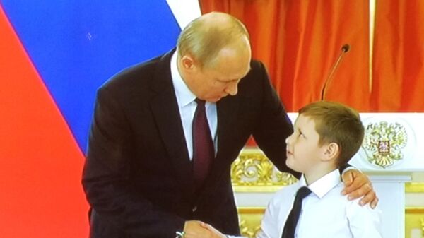 Президент РФ Владимир Путин. Награждение орденами Родительская слава в Александровском зале Кремля. 30 мая 2019 года.