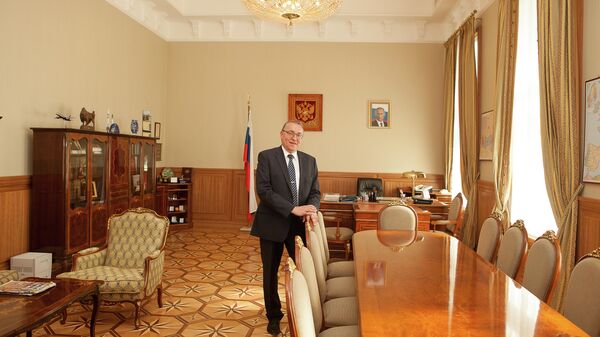 Посол России в Австрии Дмитрий Любинский
