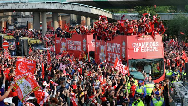 Парад в честь победы Ливерпуля в Лиге чемпионов