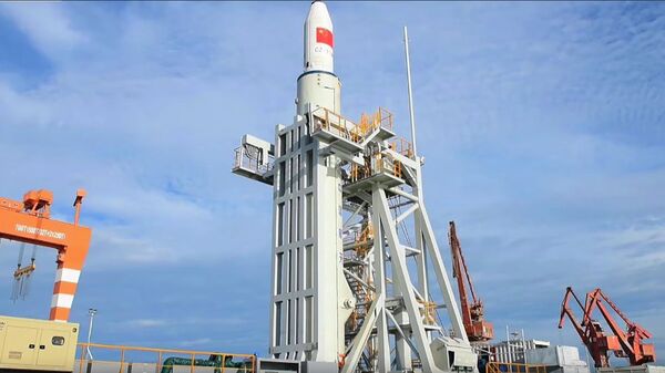 Пуск ракеты-носителя Чанчжэн-11 (CZ-11) с морской платформы в Желтом море. 5 июня 2019
