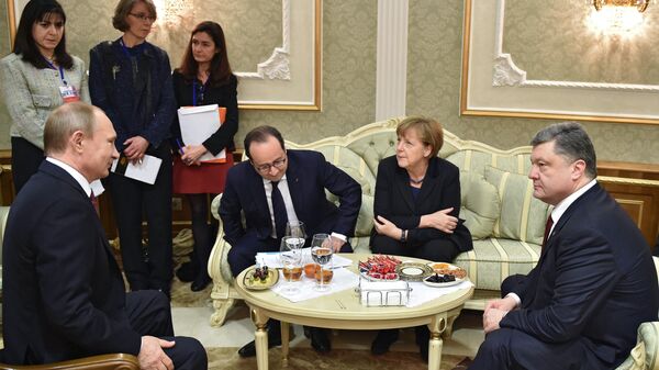 Президент России Владимир Путин, президент Франции Франсуа Олланд, канцлер Германии Ангела Меркель и президент Украины Петр Порошенко в Минске. 2015 год 