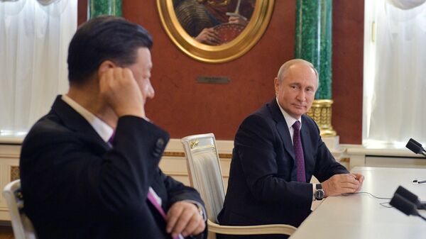  Президент РФ Владимир Путин и председатель Китайской Народной Республики Си Цзиньпин на пресс-конференции по итогам российско-китайских переговоров в Кремле. 5 июня 2019