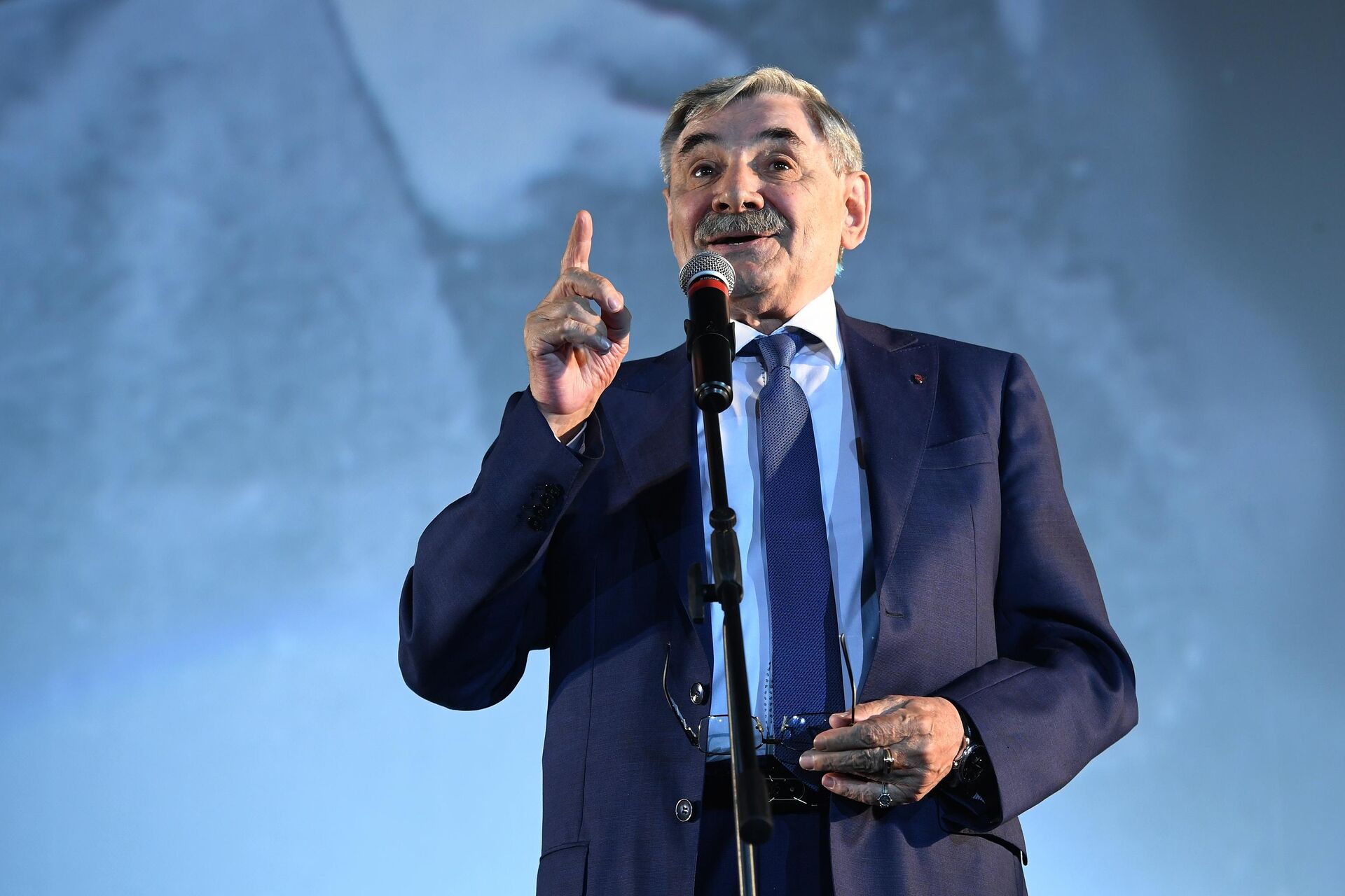 Актер Александр Панкратов-Чёрный на первом фестивале актуального кино Горький fest в Нижнем Новгороде Актер Александр Панкратов-Чёрный на первом фестивале актуального кино Горький fest в Нижнем Новгороде - РИА Новости, 1920, 31.10.2025