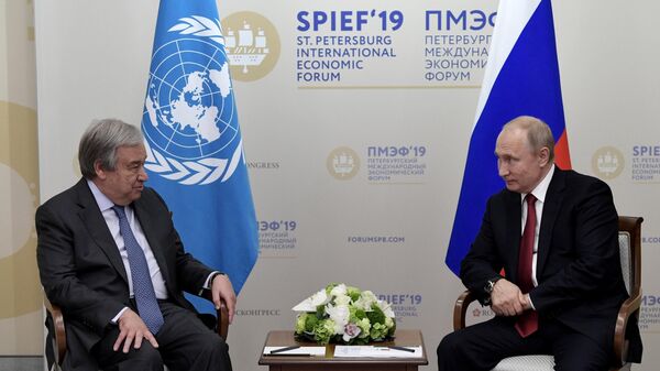 Президент России Владимир Путин и Генеральный секретарь ООН Антониу Гутерреш