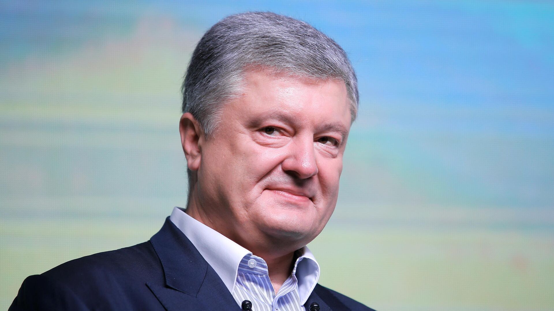 Петр Порошенко на съезде партии Европейская солидарность в Киеве. 9 июня 2019 - РИА Новости, 1920, 04.09.2020