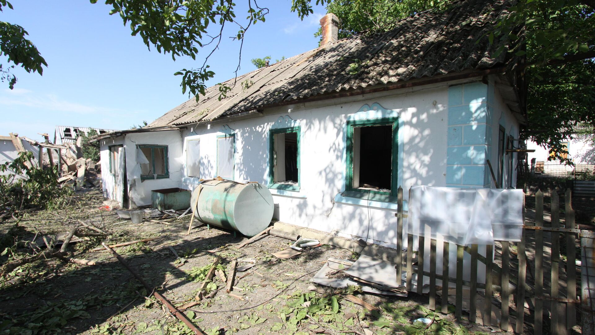 Жилой дом в поселке Новая Марьевка в Донецкой области - РИА Новости, 1920, 31.10.2021