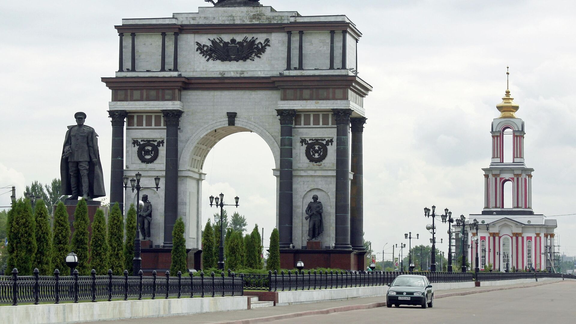 Триумфальная арка Курск техника