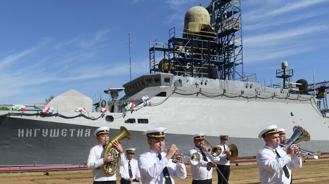 Спуск на воду малого ракетного корабля  Ингушетия в Казани