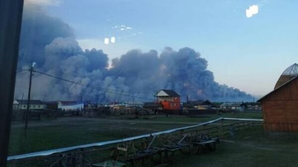 Природный пожар близ села Хайысардах на территории Верхоянского участкового лесничества