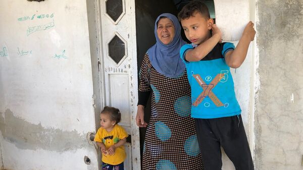 Сирийские беженцы вернувшиеся из Ливана в родные дома в поселении Бейт Джан на Голанских высотах