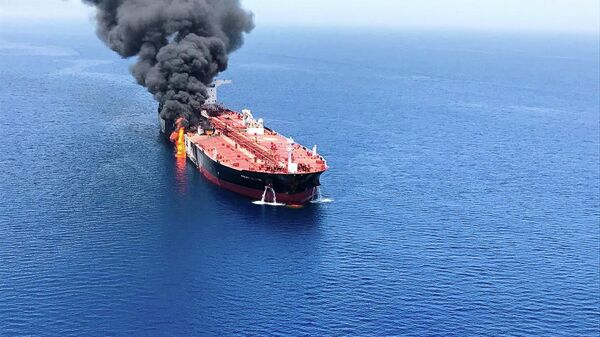 Пожар на одном из атакованных в Оманском заливе танкеров. 13 июня 2019