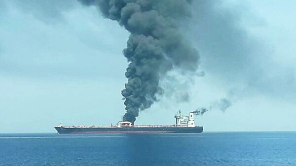  Пожар на одном из атакованных в Оманском заливе танкеров. 13 июня 2019
