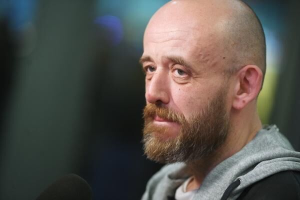 Сценарист Александр Лунгин на премьере фильма режиссера Павла Лунгина Братство Сценарист Александр Лунгин на премьере фильма режиссера Павла Лунгина Братство