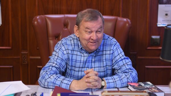 Генеральный директор Большого театра Владимир Урин во время интервью корреспонденту РИА новости