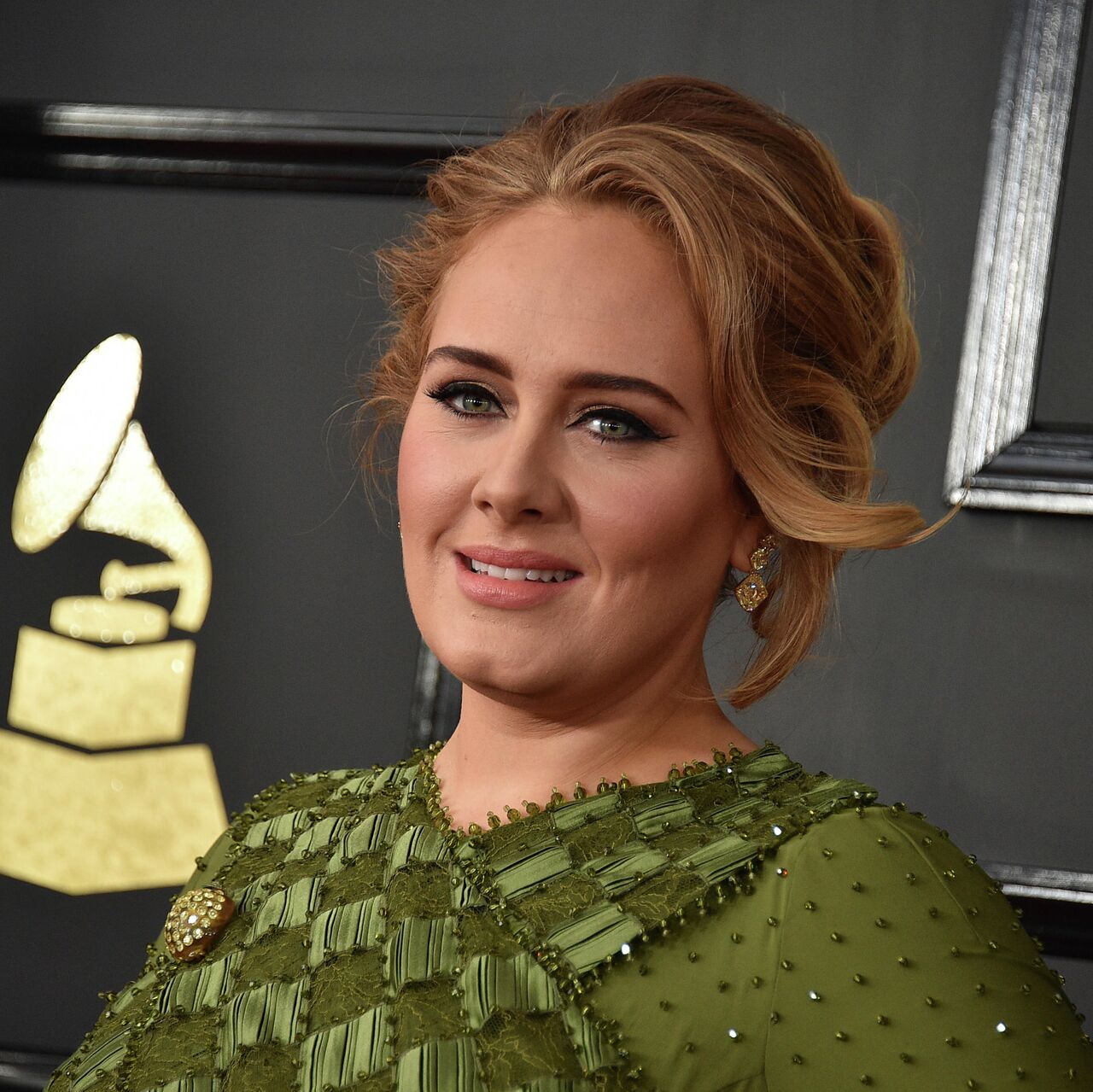 Orqa korinish yotgan holda Video oyinlardan eng yaxshi jinsiy aloqa sahnalari