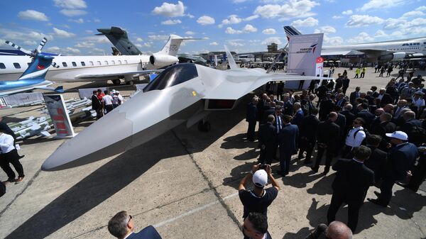 Полноразмерный макет новейшего турецкого истребителя пятого поколения TF-X на международном аэрокосмическом салоне Paris Air Show 2019 во Франции