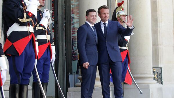 Президент Франции Эммануэль Макрон и президент Украины Владимир Зеленский в Париже. 17 июня 2019