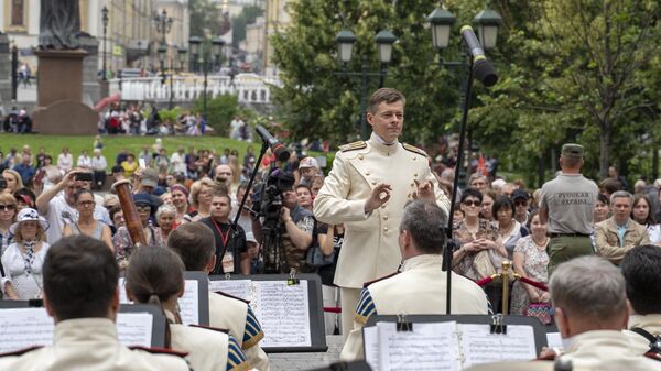 Выступление Президентского оркестра в Александровском саду