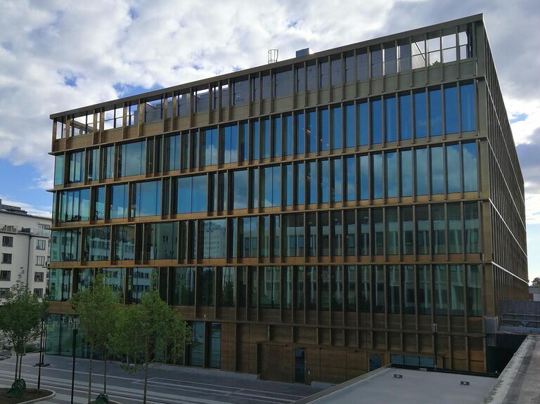 Здание муниципалитета в шведской коммуне Тэбю