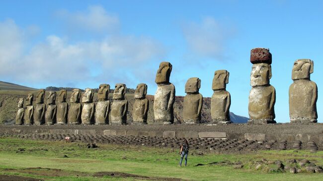 Истуканы Моаи на острове Пасхи