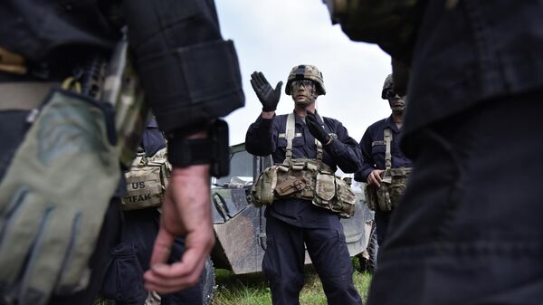 Американские военные во время учений на Яворивском полигоне во Львовской области