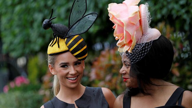 Посетительницы королевских скачек Royal Ascot