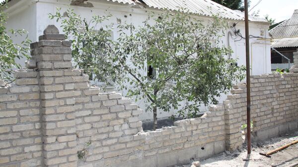 Дом в Петровском районе Донецка, попавший под артиллерийский обстрел ВСУ