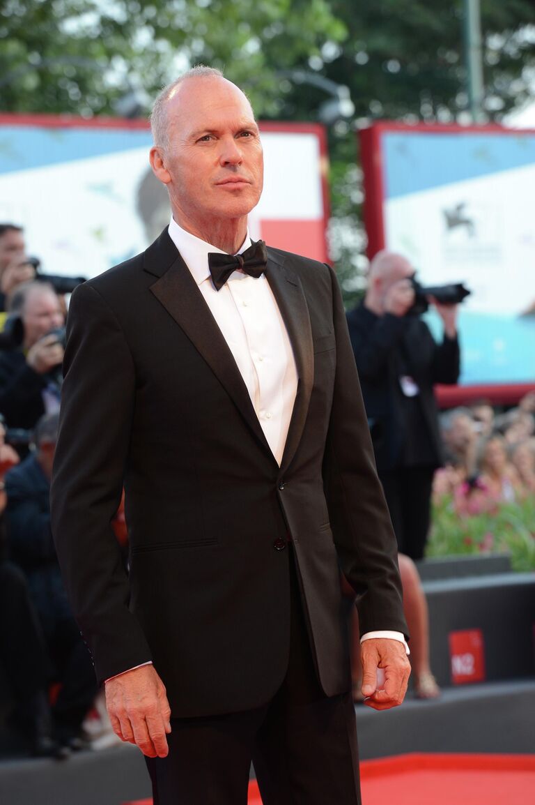 Актер Майкл Китон на церемонии открытия 71-го Венецианского международного кинофестиваля у Дворца кино на острове Лидо Актер Майкл Китон на церемонии открытия 71-го Венецианского международного кинофестиваля у Дворца кино на острове Лидо
